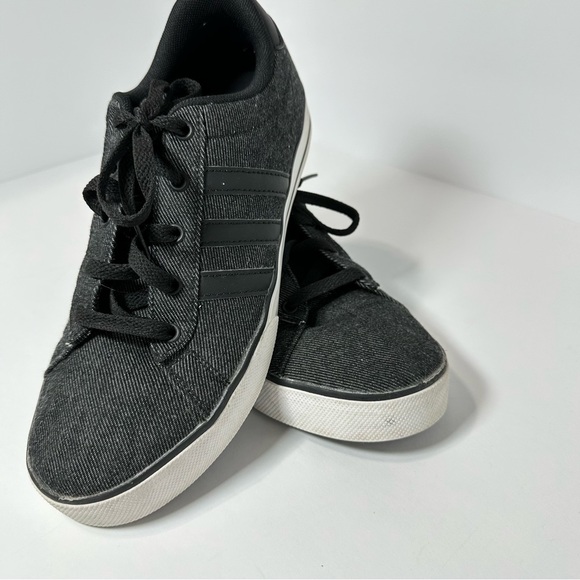 Adidas Mens Daily 2.0 Sneakers Charcoal Grey Denim Lace Up Low Top Shoes Size 7 - Picture 2 of 10